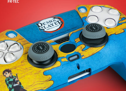 Fr-Tec Demon Slayer Kimetsu No Yaiba Tanjiro Kamado Pack Para Mando Ps5 De Carcasa Rigida + Grips + Sticker Para