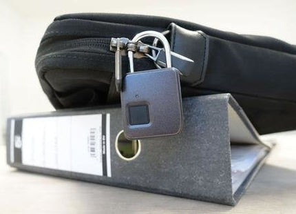 Cerradura De Huella Digital Schwaiger Con Grillete De Acero