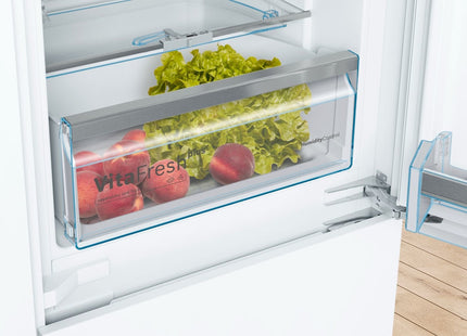 !Kis87afe0 Bosch         Fridge-Freezer