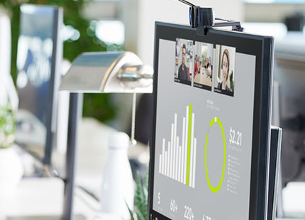 EAN 5099206082199 - Logitech 960-001252 cámara web 1920 x 1080 Pixeles USB Negro imagen 2