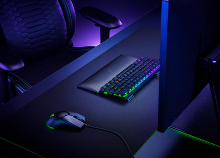 EAN 8886419337218 - Razer RC21-01720100-R3M1 descansa muñecas Cuero, Espuma de memoria Negro imagen 3