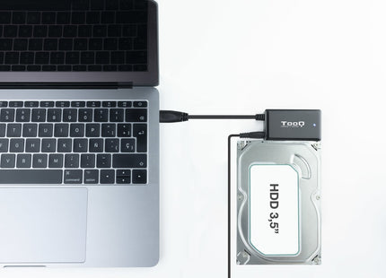 Tooq Adaptador Usb 3.0 Usb-A A Sata Para Discos Duros De 2.5? Y 3.5? Con Alimentador - Negro