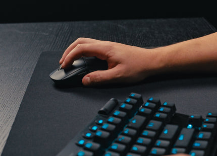 EAN 5099206113176 - Logitech G 910-006798 ratón Juego mano derecha RF inalámbrico Óptico 32000 DPI imagen 5