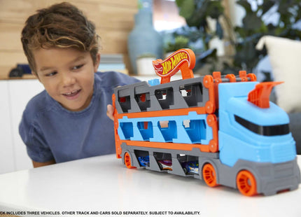 Hot Wheels Vehículo De Juguete Transportador De Pista De Carreras 2 En 1 Gvg37