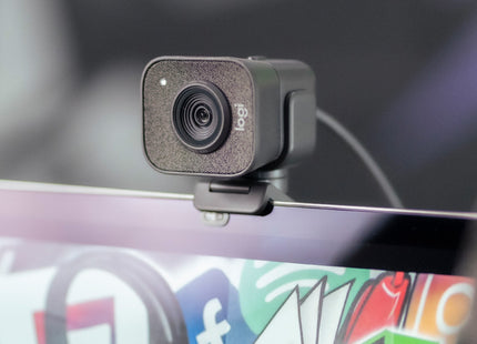 EAN 5099206087187 - Logitech 960-001281 cámara web 1920 x 1080 Pixeles USB 3.2 Gen 1 (3.1 Gen 1) Grafito imagen 4