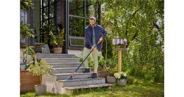 Cepillo Mango Gardena Cleansystem Rígido Flex