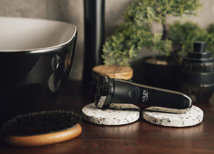 EAN 5903887805650 - Adler AD 2933 afeitadora Máquina de afeitar de láminas Recortadora Negro imagen 7