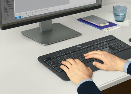 EAN 5099206077393 - Logitech 920-008677 teclado Ratón incluido Universal USB QWERTZ Suizo Negro, Blanco imagen 2