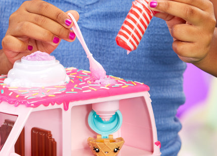 EAN 0035051541073 - MGA Entertainment Yummiland Lipgloss Truck Tráiler de juguete imagen 7