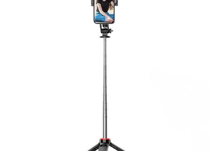 Palo Selfie C13d Con Led, Trípode Extensible 1.35m Para Móviles Y Cámaras - Con Mando Inalámbrico Negro